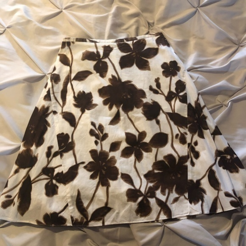 Floral‎ Flare Skirt 🌸